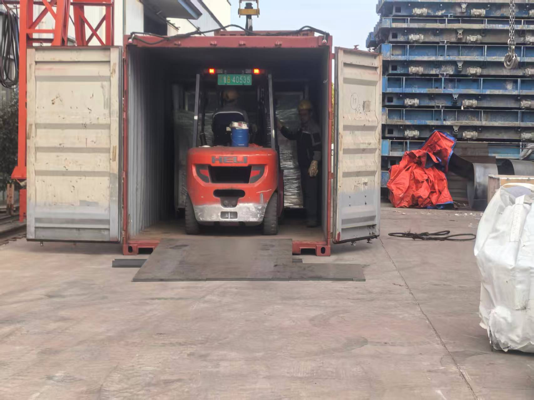 Notícias sobre a exportação de produtos de suporte de estruturas de aço da Liweiyuan Steel Structure para o Chile