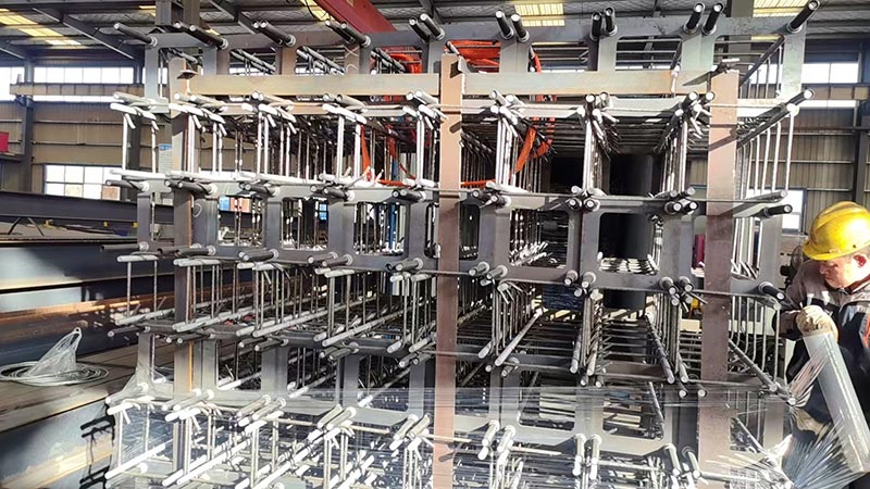 Qingdao Liweiyuan fornece parafusos de ancoragem de alta resistência para granja de frangos da Nova Zelândia